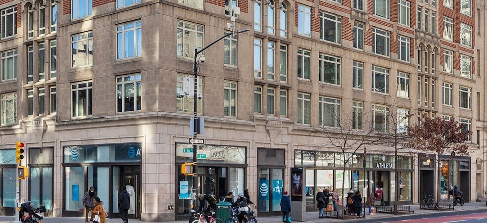 1517-1525 3rd Ave, New York, NY à louer - Photo du bâtiment - Image 2 de 5