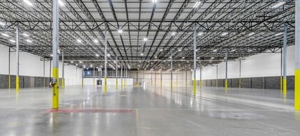 350 Starke Rd, Carlstadt, NJ for lease Interior Photo- Image 2 of 7