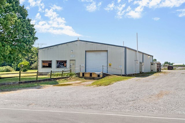 Plus de détails pour 455 Penchem Rd, Trenton, KY - Local d'activités à louer
