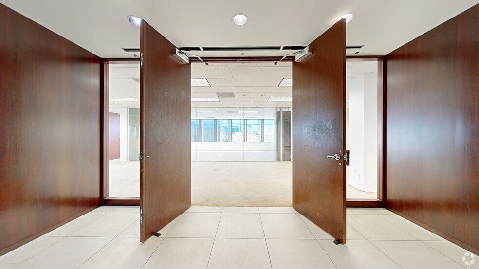 17755 US Highway 19, Clearwater, FL for lease - Matterport 3D Scan - Image 3 of 14