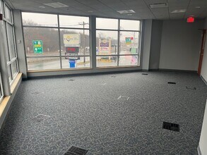 84 Newbury St, Peabody, MA à louer Photo intérieure- Image 1 de 5