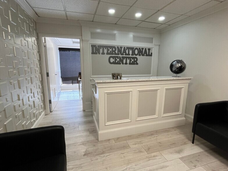 14332-14430 Richmond Hwy, Woodbridge, VA à louer - Photo du bâtiment - Image 2 de 17