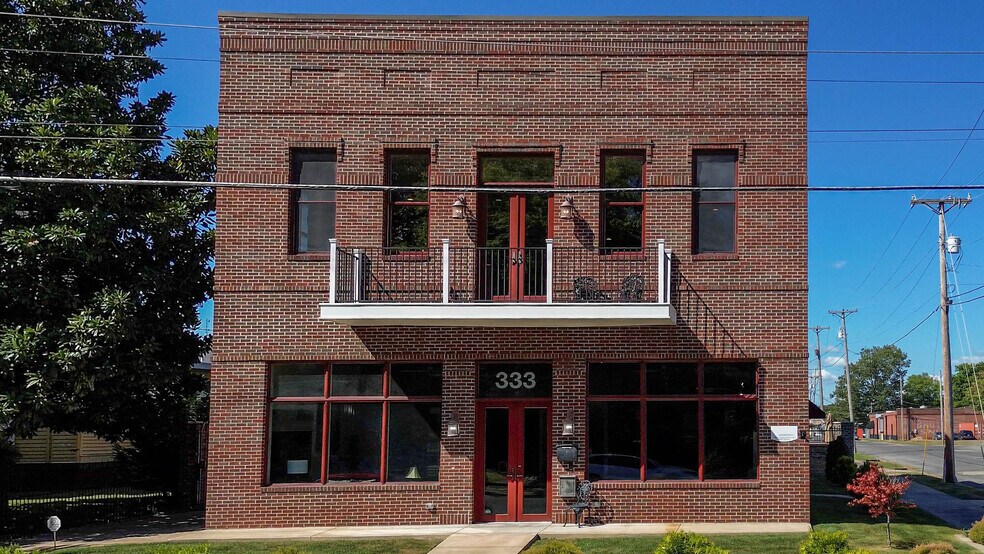 333 N 9th St, Paducah, KY for sale - Building Photo - Image 1 of 47