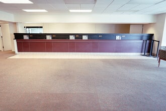 2802 N Lafayette Rd, Indianapolis, IN for lease Interior Photo- Image 2 of 5