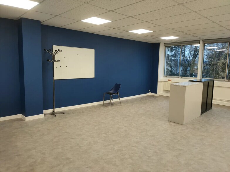 2C Chemin De Palente, Besançon for lease - Interior Photo - Image 2 of 3