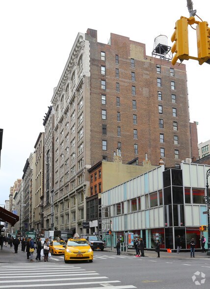 54 W 21st St, New York, NY à louer - Photo du bâtiment - Image 2 de 4