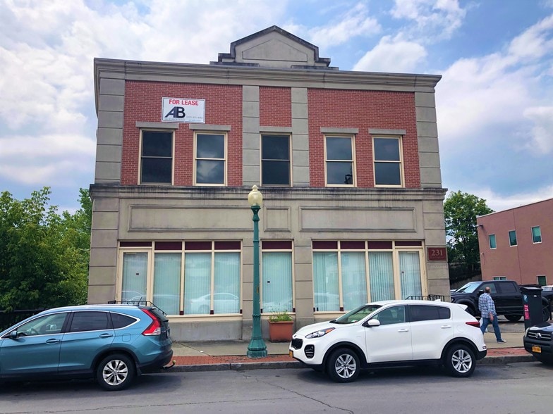 231 Walton St, Syracuse, NY for sale - Building Photo - Image 3 of 30
