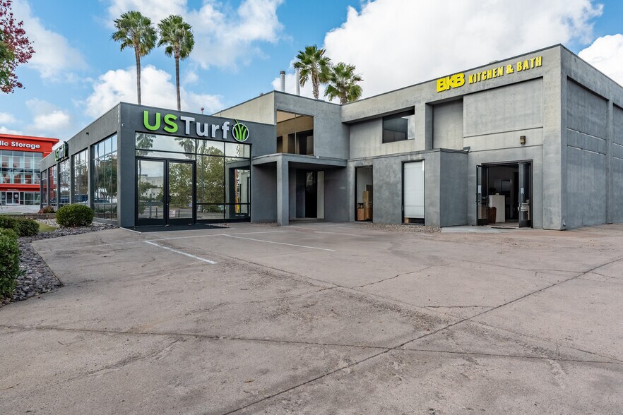 8888 Miramar Rd, San Diego, CA à louer - Photo du bâtiment - Image 3 de 11