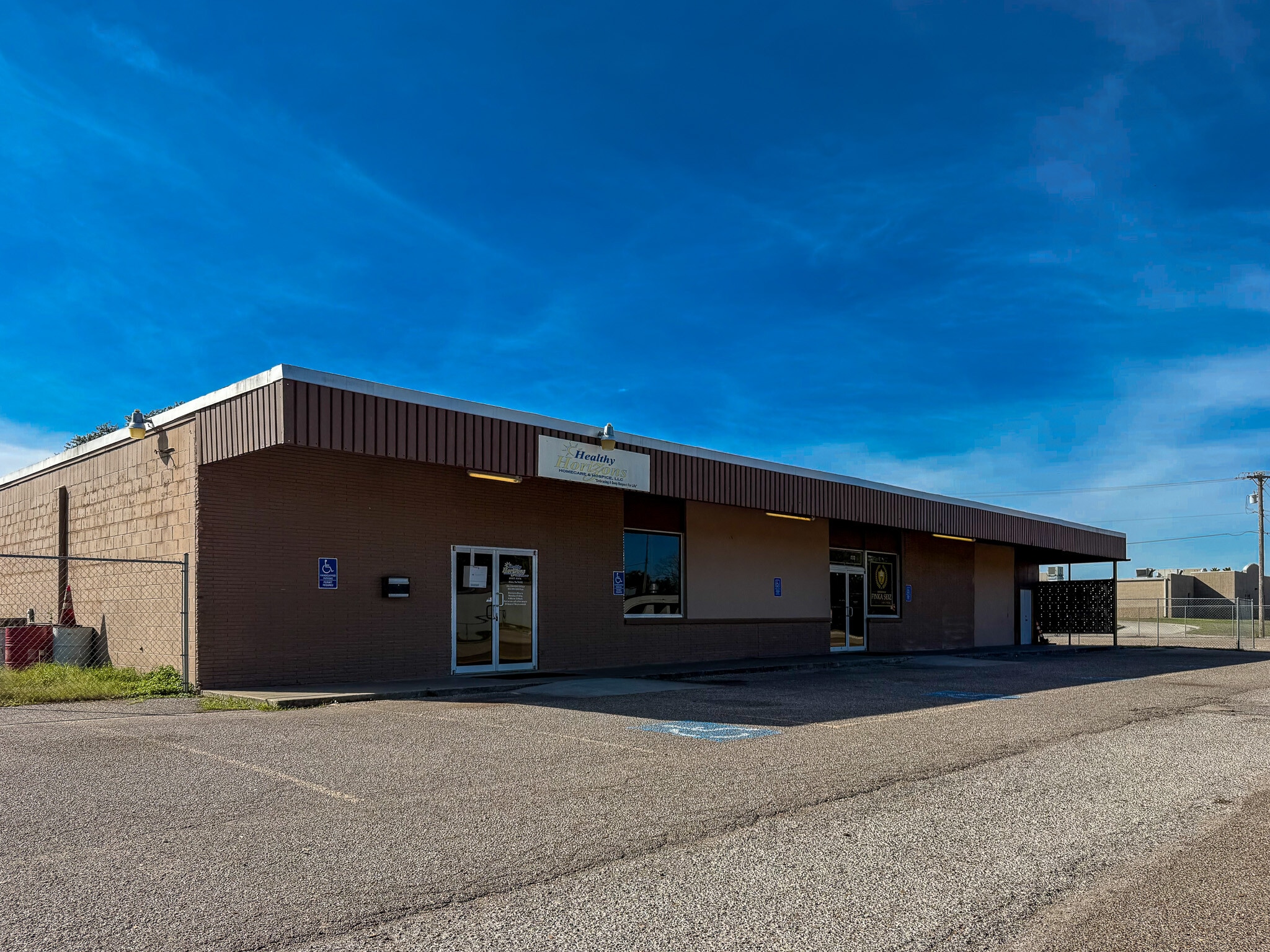 1004 E 6th St, Alice, TX for sale Primary Photo- Image 1 of 20