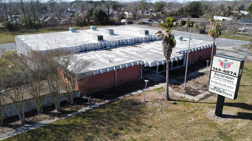 17775 Airline Hwy, Prairieville, LA for lease - Building Photo - Image 3 of 16