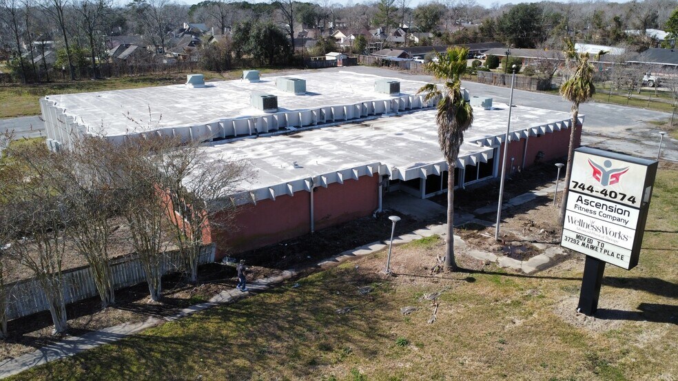 17775 Airline Hwy, Prairieville, LA à louer - Photo du bâtiment - Image 3 de 16