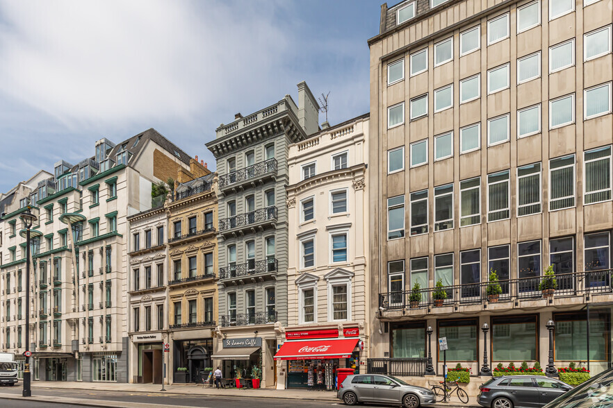 40-41 Pall Mall, London for lease - Building Photo - Image 3 of 7