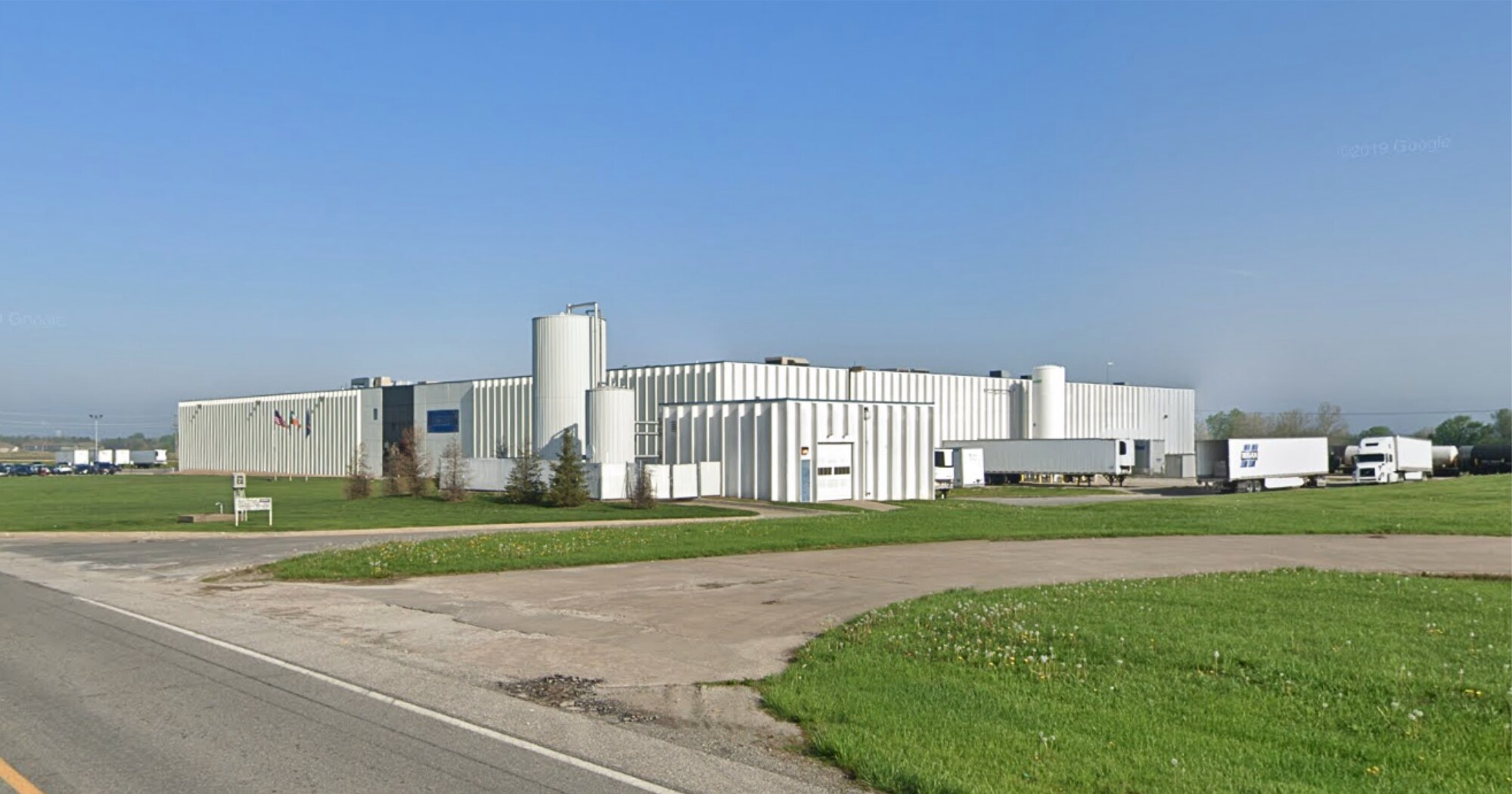 400 Prairie Village Dr, New Century, KS à louer Photo du bâtiment- Image 1 de 6