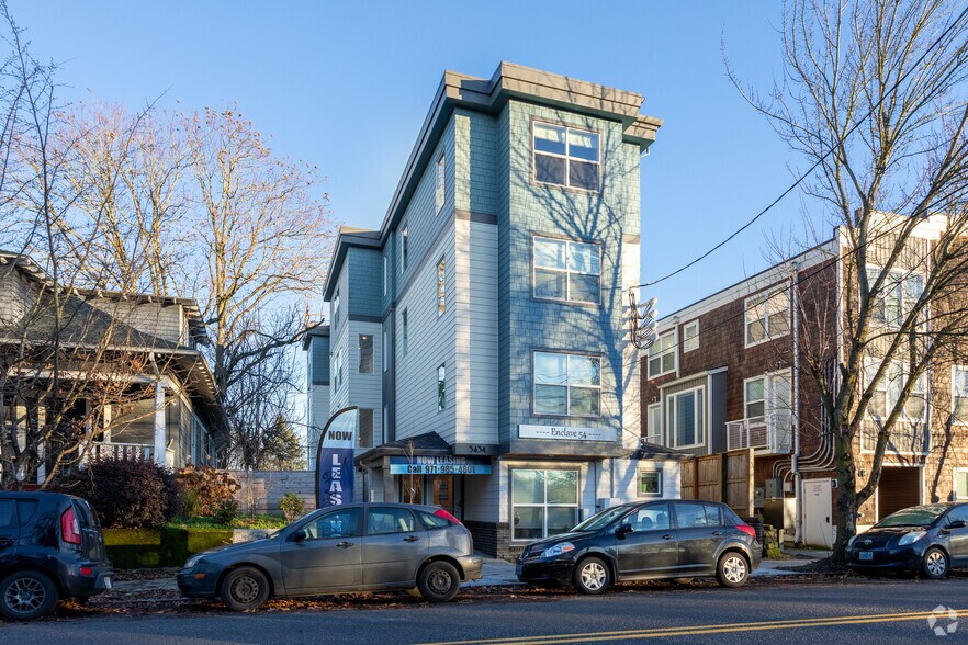 5434 SE Milwaukie Ave, Portland, OR à vendre - Photo principale - Image 1 de 24