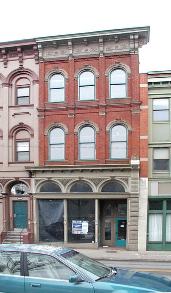 1205 E Carson St, Pittsburgh, PA for lease - Building Photo - Image 2 of 12