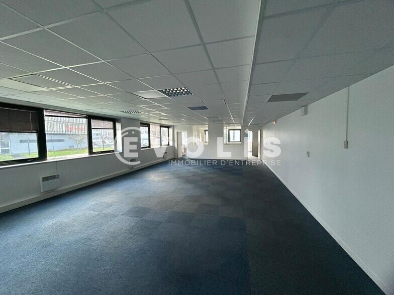 Office in Bruges for lease - Interior Photo - Image 1 of 10