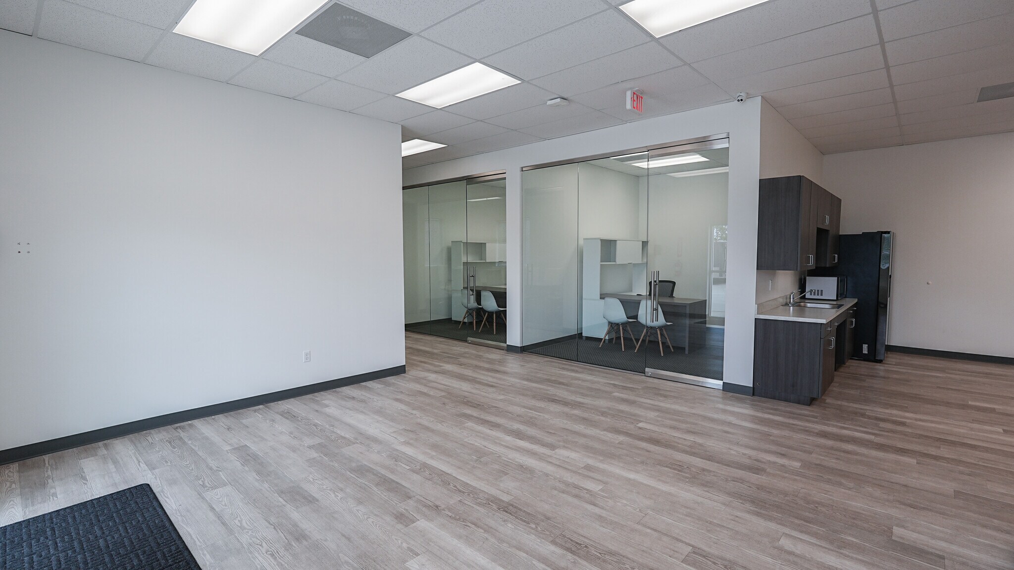 4228 Clay Business Dr, Katy, TX for lease Lobby- Image 1 of 15