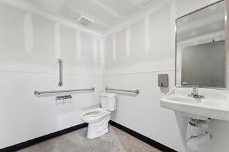 7915 Glen Harbor Blvd, Glendale, AZ for lease Interior Photo- Image 1 of 6