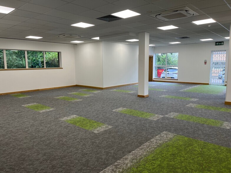 1 Radian Ct, Milton Keynes à louer - Photo du bâtiment - Image 2 de 5