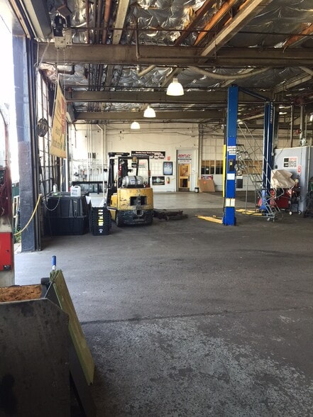 6225 State Rd, Philadelphia, PA for lease - Building Photo - Image 2 of 23