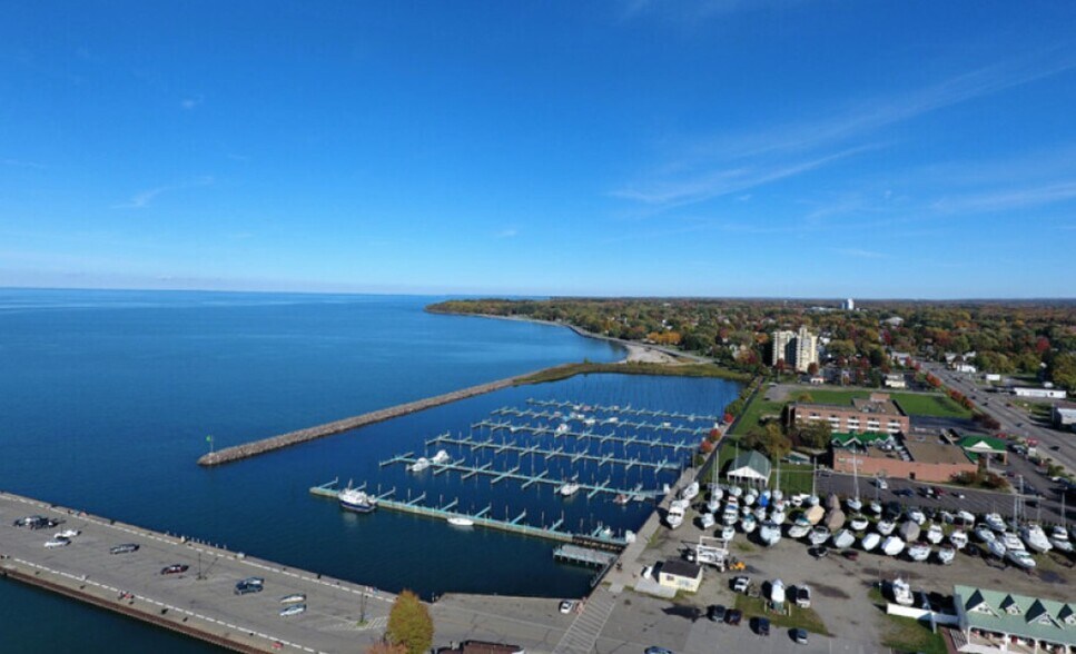 30 Central Ave, Dunkirk, NY à vendre - Photo du bâtiment - Image 1 de 4