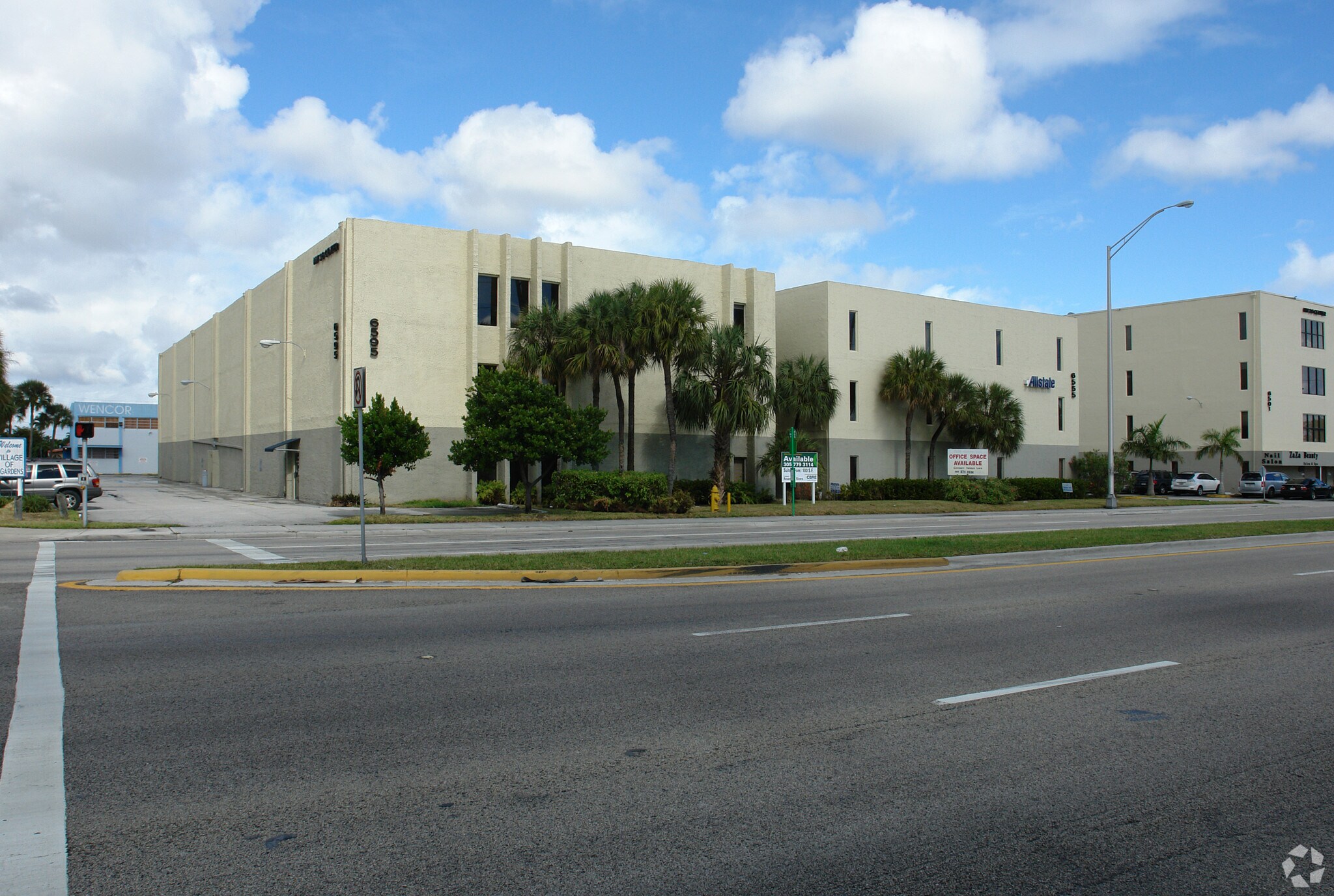 6595 NW 36th St, Miami, FL à vendre Photo principale- Image 1 de 10