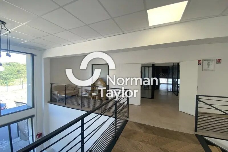 Office in Montpellier for lease - Building Photo - Image 3 of 12