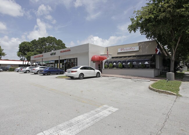 More details for 7817-7825 Pines Blvd, Hollywood, FL - Retail for Lease