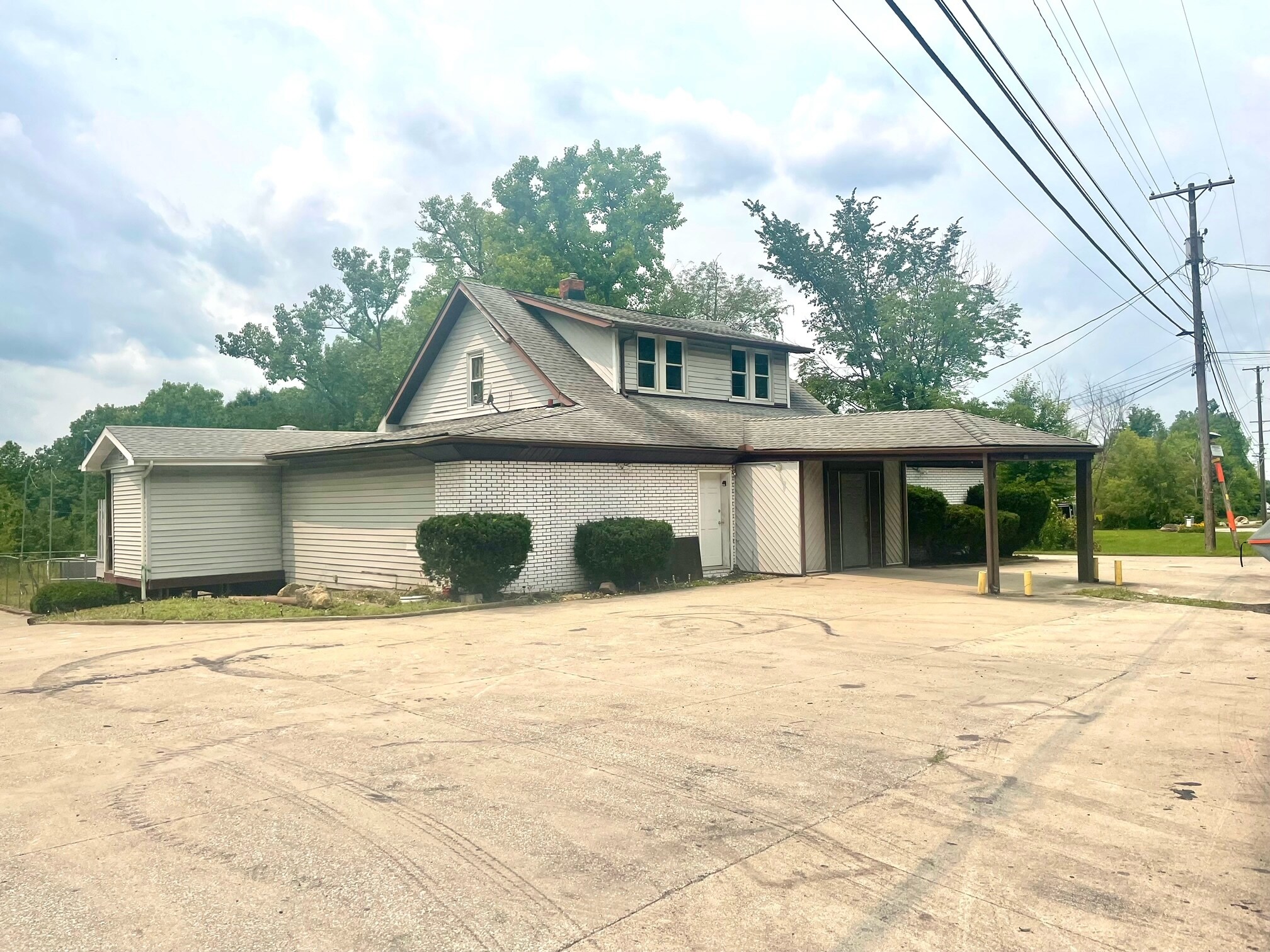 7830 Olde 8 Rd, Macedonia, OH à vendre Photo du bâtiment- Image 1 de 41