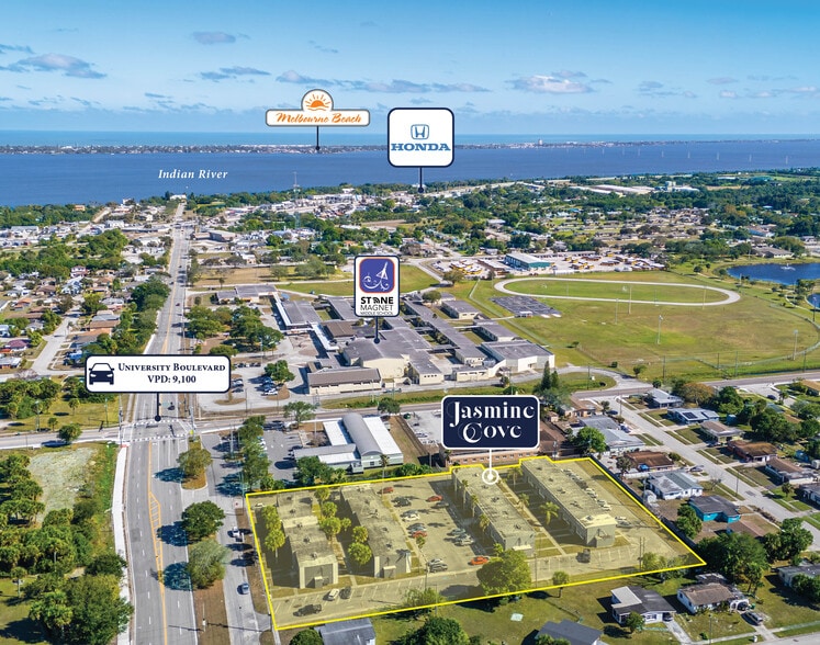 825 E University Blvd, Melbourne, FL for sale - Building Photo - Image 3 of 16