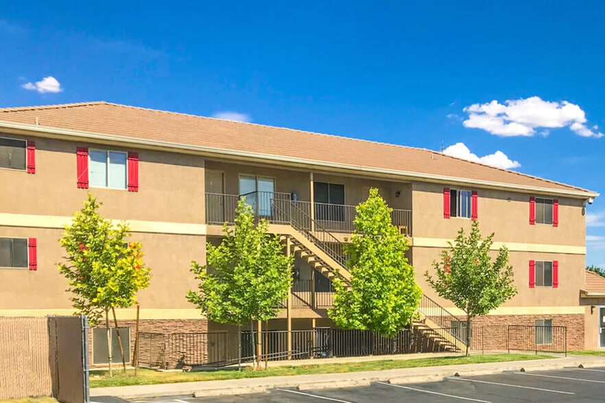 83 S 1000 E, St George, UT for sale - Primary Photo - Image 1 of 5