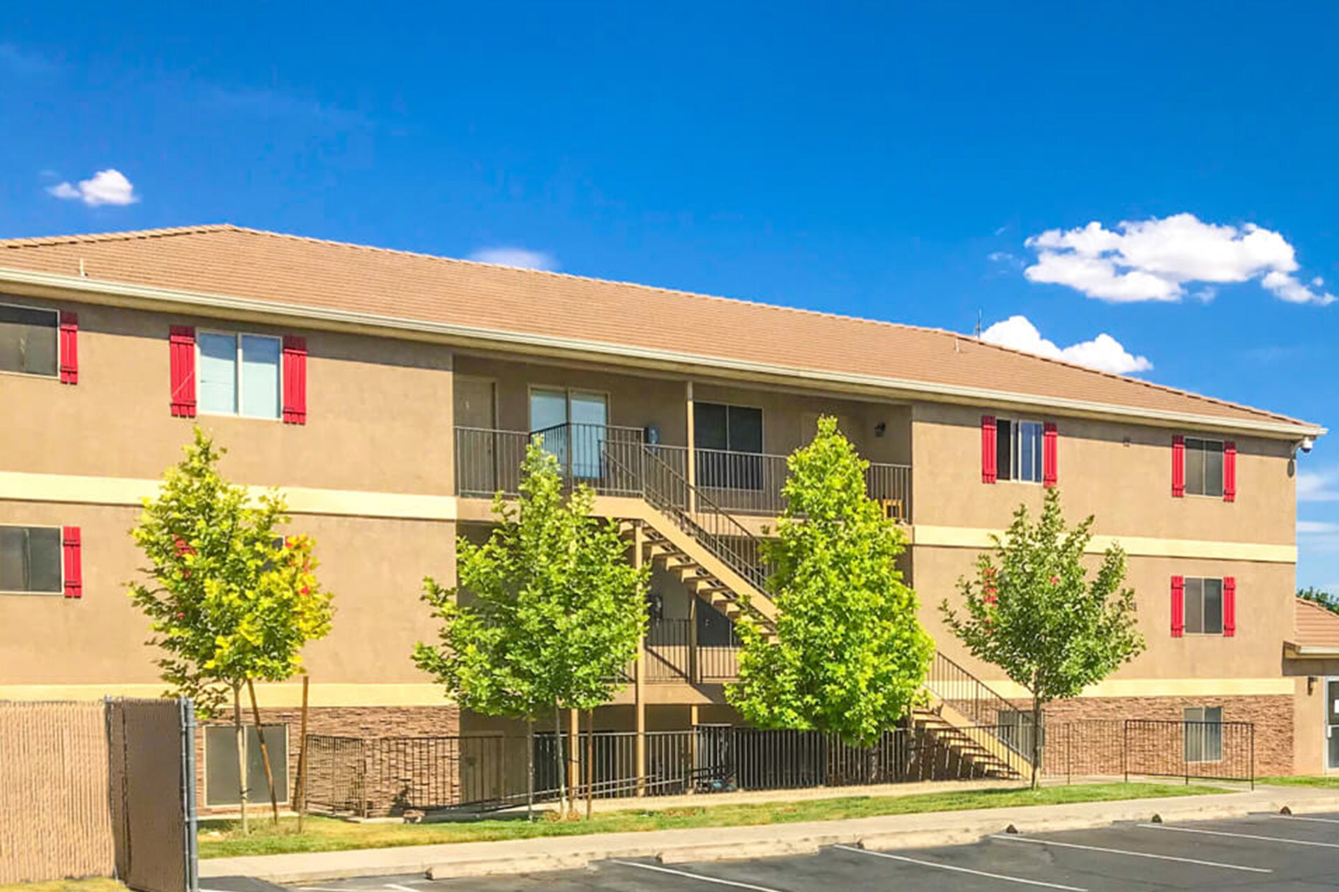 83 S 1000 E, St George, UT à vendre Photo principale- Image 1 de 6