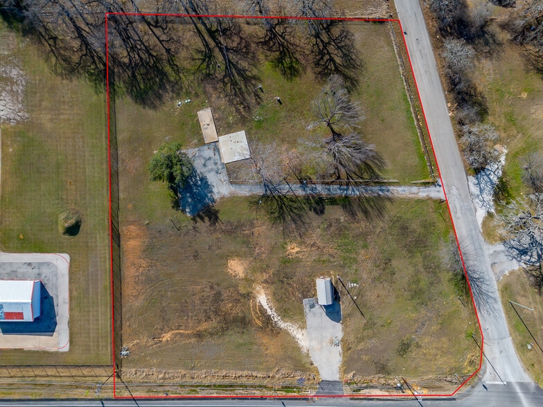 6720 County Road 1022, Joshua, TX à vendre - Photo du bâtiment - Image 2 de 10