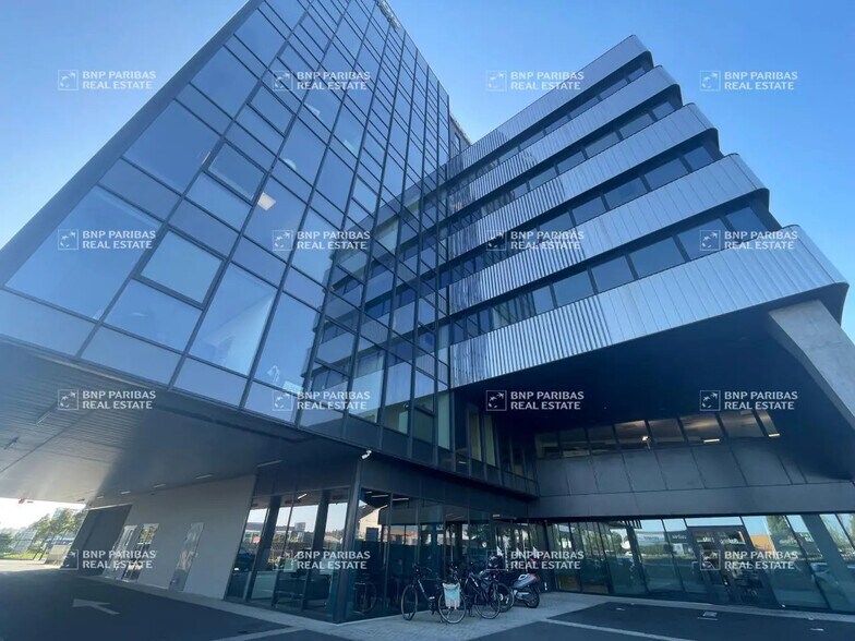 Bureau dans Saint-Herblain à louer - Photo du bâtiment - Image 2 de 9