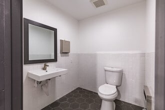 10835-10845 Vanowen St, North Hollywood, CA for lease Interior Photo- Image 1 of 7