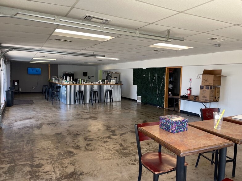 1214 Tahoka Rd, Brownfield, TX à vendre - Photo du bâtiment - Image 2 de 5