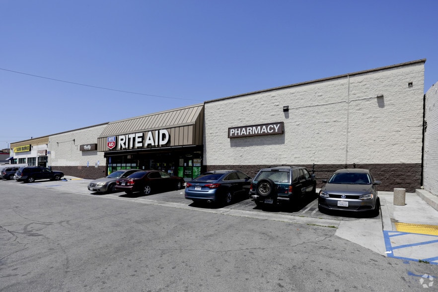 1815 S Vermont Ave, Los Angeles, CA for lease - Building Photo - Image 3 of 10