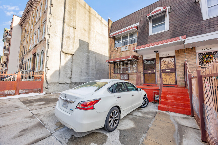 1380 Putnam Ave, Brooklyn, NY for sale - Building Photo - Image 3 of 29