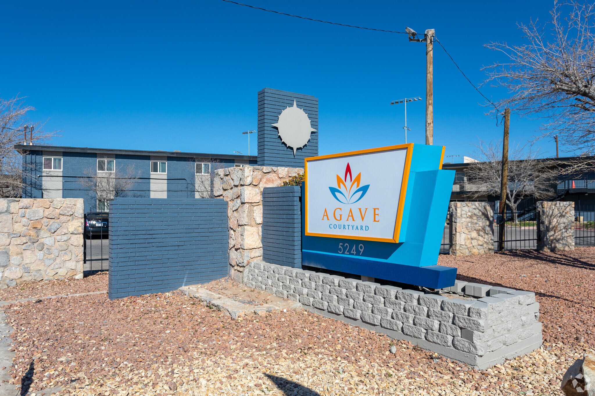 5249 Wren Ave, El Paso, TX à vendre Photo du bâtiment- Image 1 de 1