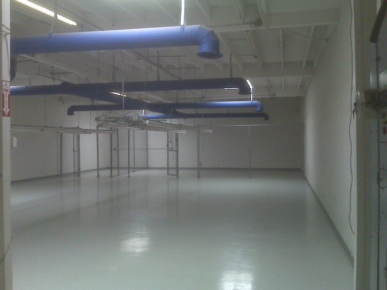 2240 Federal Ave, Los Angeles, CA for sale - Building Photo - Image 2 of 6