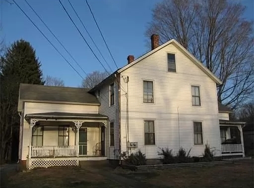 30 State St, Belchertown, MA à vendre - Photo principale - Image 1 de 1