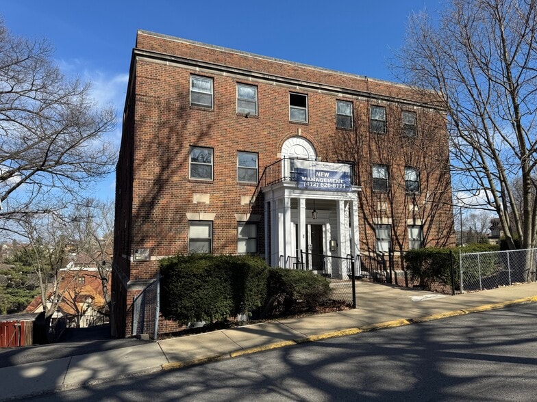 3336 Brownsville Rd, Pittsburgh, PA à vendre - Photo du bâtiment - Image 3 de 38