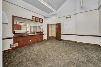 48 Route 6, Yorktown Heights, NY à louer Photo intérieure- Image 1 de 23