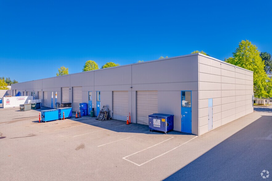 12051 Horseshoe Way, Richmond, BC à louer - Photo du bâtiment - Image 3 de 5