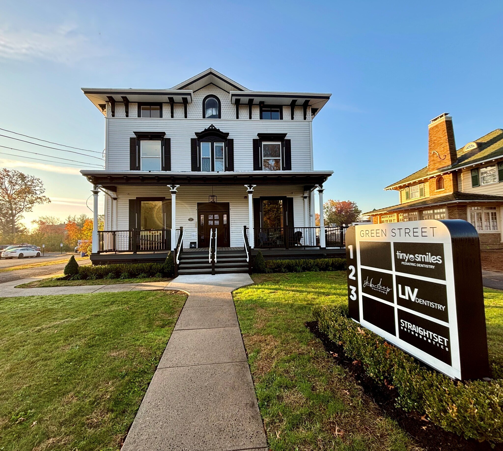 123 Green St, Woodbridge, NJ à louer Photo du bâtiment- Image 1 de 8