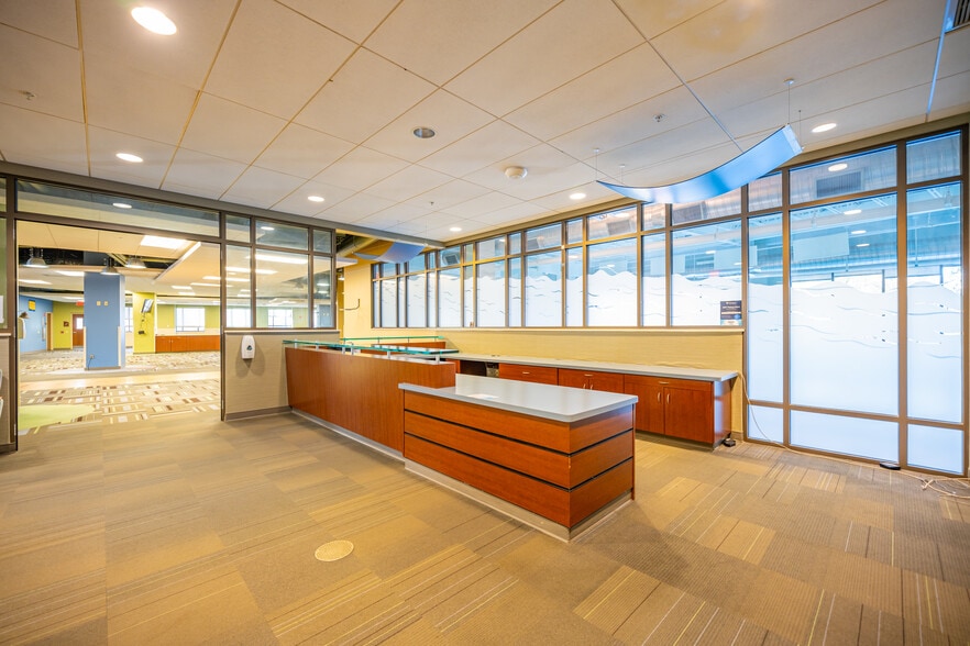 170 Taylor Station Rd, Columbus, OH for lease - Interior Photo - Image 3 of 35