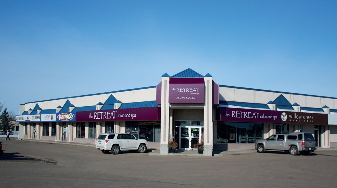 9902 93rd St, Fort Saskatchewan, AB à vendre Photo du bâtiment- Image 1 de 1