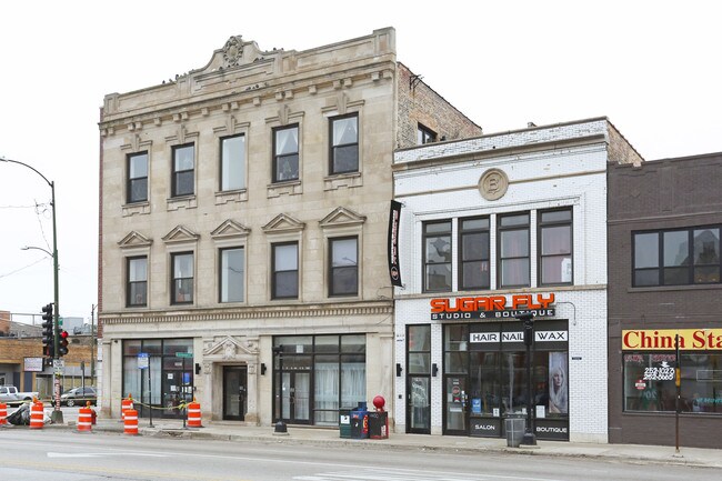 Plus de détails pour 2401-2409 W North Ave, Chicago, IL - Commerce de détail à louer