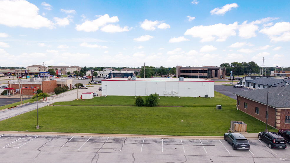 3019 Fort Avenue Pad 10, Springfield, MO for sale - Building Photo - Image 2 of 21