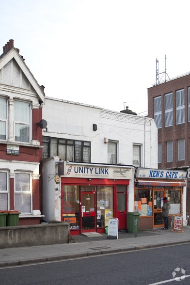 465 Green St, Londres à louer - Photo du bâtiment - Image 2 de 2